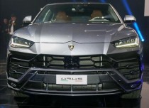 ‍‍2018年6月2日，全新的深港澳车展为我们大家带来了又一次的盛宴，在这次的车展中，我们看到了各大汽车品牌带来的新车，有全球最为关注的劳斯