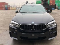 进口车市在您看到宝马X5的一刹那，强劲的性能将展露无疑，您也会被他外表所吸引，目不转睛地仔细品味。坐在高品质驾驶座上驱车前行，每一公里都