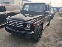 【进口车市】平行进口奔驰G系列，G是德语Gelaendewagen，意为可以穿越国家的汽车。2018款G550方方正正的最传统越野车外形设计，以及遇着艰难路段都可以...