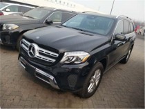 进口车市奔驰，德国汽车品牌，被认为是世界上最成功的高档汽车品牌之一，其完美的技术水平、过硬的质量标准、推陈出新的创新能力、以及一系列