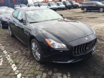 在传统百万级豪华车的阵营里，奔驰S级，奥迪A8L，和宝马7系占据了大半壁江山，而在这个阵营中还有着这样一款车，它既有豪华大气的外形，又有着精