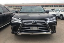 进口车市人性化的装备雷克萨斯LX570对于很多人来说并不陌生，作为一款豪华SUV，5010*1970*1920(mm)的车身尺寸可以说在所有中大型SUV中占据优势。有着全尺...