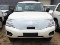 【进口车市】日产途乐它可以国际化，是联合国的专用车辆，途乐它也可以实用化，是家庭出游的居家能手。用强悍的四驱满足越野爱好者的驾驶激情