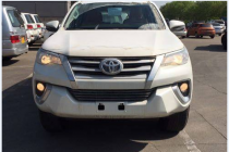 进口车市丰田穿越者个性的外观、经济的定位、进口车的品质、不甘于在城市中游走而期待着逃出钢铁丛林到野外撒欢的强悍性能，都不愧于“穿越者