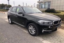 进口车市中东版宝马X5的动力和刹车在这个级别的SUV里是表现最好的，视野很舒适，底盘扎实，油门反应灵敏，可变助力转向很灵活，整体表现有宝马的...