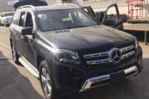 进口车市无论是风霜雨雪还是艳阳高照，它都可以自信满满的承载着主人去旅行。18款奔驰GLS450时尚新颖，带您享受飞驰的快感，车身构造符合空气动力...