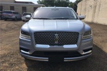 进口车市18款林肯领航员黑标全球限量版、800A、长轴、【重型拖车包、电动照明脚踏板、全景天窗、22寸21辐轮毂、技术包、CD、瑞威音响20个喇叭、导航