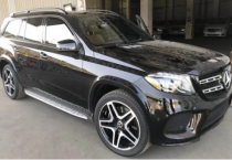 2018款奔驰GLS450，平行进口车限时优惠。新款GLS450依旧有着那股子魁梧劲儿，在奔驰的众多SUV当中，其实小编觉得GLS是身材比例最为协调的车型，如果说