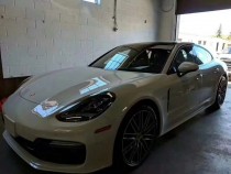 【进口车市】保时捷作为一个以运动见长的品牌，在高性能跑车领域始终走在行业前列，而行政级别座驾Panamera4S则是品牌中的一个特例，它既要坚守好