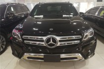 进口车市无论是风霜雨雪还是艳阳高照，它都可以自信满满的承载着主人去旅行。18款奔驰GLS450时尚新颖，带您享受飞驰的快感，车身构造符合空气动力...