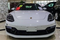 进口车市保时捷作为一个以运动见长的品牌，在高性能跑车领域始终走在行业前列，而行政级别座驾Panamera4S则是品牌中的一个特例，它既要坚守好运动