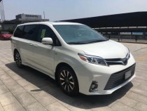 【进口车市】平行进口18款丰田塞纳现车充足，高端MPV，适合商用家旅，深受众人青睐，标配6气囊和防抱死以及车身稳定系统等安全配置，使乘客在驾