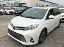 作为十大畅销的平行进口车中唯一的MPV，2018款丰田塞纳(Sienna)现车在售。因为是丰田针对北美推出的产品，并没有官方引入到中国，因此，塞纳目前只