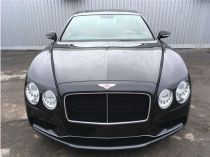 平行进口车视频推荐：进口车市全新一代宾利飞驰，传承宾利标志性设计基因，流畅优美的线条与清爽凌厉的边缘珠联璧合，造就灵动精致的轮廓。不