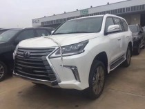【进口车市】雷克萨斯LX570是迄今为止最重的一代LX系列车型，但是它的机械结构与2008款第一代LX并没有太多差异。它的变速箱由原来的6AT升级到如今的8...