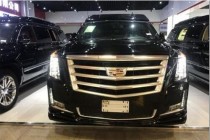 进口车市血统纯正的美式SUV凯迪拉克总统一号，其可贵之处在于简练大气的直线条中，沉淀着深入骨髓的贵气与厚重，又捎带几分感念共同的时髦轻奢