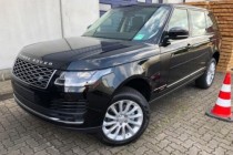 路虎揽胜行政动力强劲，操控灵敏，干练沉稳，它是能上山、能涉水、能攀岩的强大四驱车。路虎揽胜代表了路虎对制造更高水平的世界最豪华SUV的终