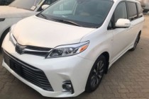 丰田塞纳一直是平行进口的热销品牌，它的特点就是可商用也非常的适合家用，作为一款MPV，它的特点就是空间非常的宽敞，乘坐非常的舒服。所以一