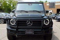 全新一代奔驰G550，几十年未有大变的“方盒子”造型，内饰和性能大提升了！奔驰G550的前大灯升级，圆型LED日行灯内还有方形大灯，外圆内方力量感十...