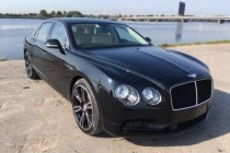 “飞驰”顾名思义，延续以往卓越的驾驶体验，凌空飞渡，尽情驰骋，以腾飞般轻盈顺畅的驾驶感为标尺，满足年轻人，追求高速驾驶、寻求刺激驾驶