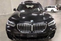 到现在为止宝马有70多年的历史，在过去的70年里宝马坚持的选择为客户提供最优秀驾驶机器。近日宝马又有了新的动向：19款宝马X5震撼上市，作为一款