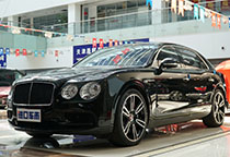 有这样一个豪华汽车品牌，从1919年至今经历了整整一百年的历史奠基和文化传承，并且该品牌汽车成为了超级豪华皇家风范车型，它就是宾利！宾利品