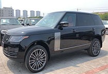 路虎揽胜这款车一度被外界认为是路虎家族中的中流砥柱，拥有该身份的它是英国豪华SUV的代表之作。精湛的工艺、完美的设计理念，令它创造了越野SU...