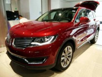 说起豪华车，你会首先想到哪个品牌呢，纵观现如今的国内市场，豪华车的品牌可谓种类繁多，让人眼花缭乱，但是相信大家最为熟悉的还属被称为豪