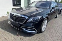 【进口车市】配置:19款迈巴赫S560黑/棕4座四驱新款竖向前进气格栅条，全景天窗，19寸多幅轮毂，前排座椅按摩，前后座椅通风加热，电动座椅记忆，后...