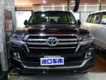 19款兰德酷路泽已经上市很长时间，许多朋友都对他没有改款换代感到有些失望，但其实19款酷路泽也并不是一点变化没有，因为它给我们带来了一款新