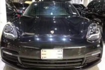 保时捷Panamera4S的动感魅力无需太多旁白，算是目前最昂贵的四门轿跑车之一，在这个市场份额当中扮演运动员的角色。Panamera4S侧身线面处理得简洁柔和...