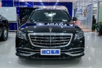 新一代奔驰-迈巴赫S级轿车，作为奔驰旗下的高端品牌，外观和内饰设计，把奢华的细节发挥得淋漓尽致。流畅修长车身，堪比头等舱级双独立行政座椅...