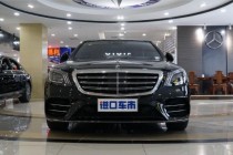 作为奔驰的顶级旗舰，奔驰S级几乎每一代车型都成为了经典，比如风靡90年代的虎头奔，时至今日依旧被许多车迷津津乐道。目前的奔驰S级已经是第十