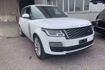 作为世界知名的品牌——路虎精心打造的车型，不仅在外型设计方面有自己的特点，代表了路虎制造的更高水平。在动力部分也可完全征服广大消费者