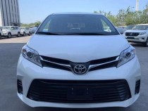 【进口车市】塞纳19款3.5两驱LE8座配置:8速变速箱，17轮，7座手续，多功能方向盘，倒车影像，定速巡航，丝绒座椅、手动折叠后视镜，电动调节后视镜