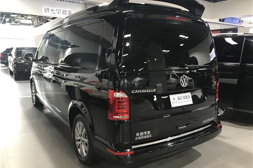 飞驰大众t8行政版详细参数配置重庆展厅现车